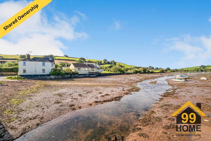 2 Bedroom Semi-Detached House For Sale In Appletree Close, Kingsbridge, Devon, TQ7
