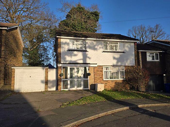 3 Bedroom Detached House For Sale In Sequoia Park, Hatch End, HA5