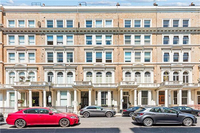 2 Bedroom Flat For Sale In Queen's Gate Place, London, SW7