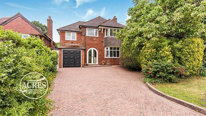 4 Bedroom Detached House For Sale In Rosemary Hill Road, Four Oaks, Sutton Coldfield, B74
