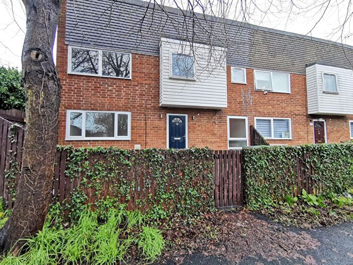 2 Bedroom Flat To Rent In Elvet Close, Heaton, Newcastle Upon Tyne, NE6