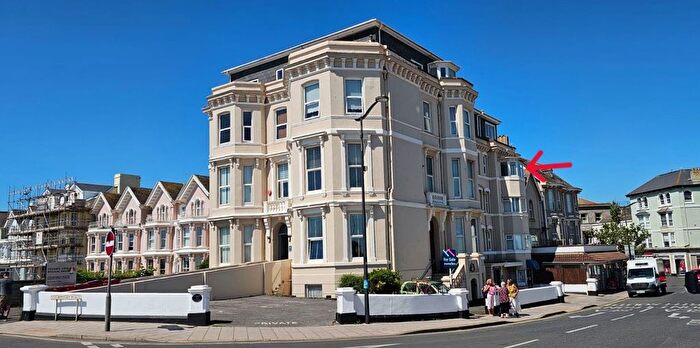 2 Bedroom Flat To Rent In Courtenay Place, Devon House, TQ14
