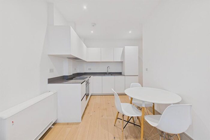 2 Bedroom Apartment To Rent In Imperial Drive, Harrow, HA2
