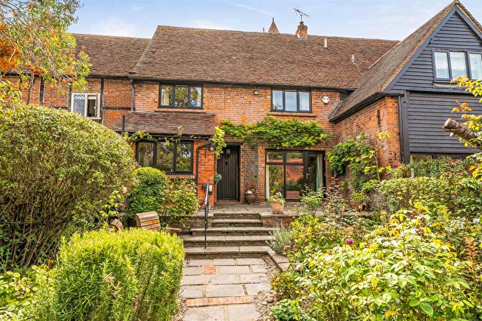 3 Bedroom Cottage For Sale In Church Hill, White Waltham, Maidenhead, SL6