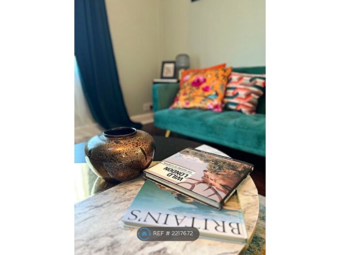 2 Bedroom End Of Terrace House To Rent In Ladygrove Drive, Guildford, GU4