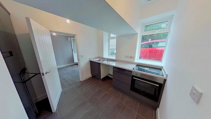 1 Bedroom Flat To Rent In Commercial Street, Gilfach, Bargoed, CF81