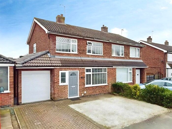 3 Bedroom Semi Detached House For Sale In Roston Drive, Hinckley, Leicestershire, LE10