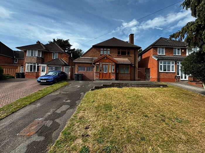 3 Bedroom Detached House For Sale In Maney Hill Road, Sutton Coldfield, B72