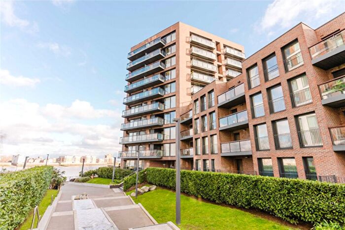 2 Bedroom Apartment For Sale In Duke Of Wellington Avenue, Royal Arsenal, SE18