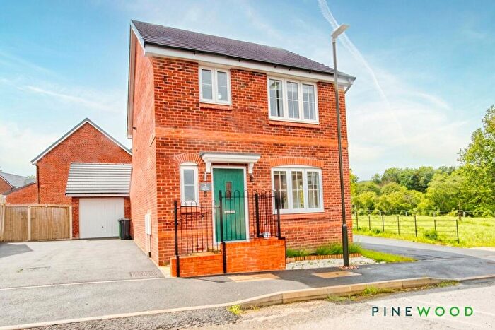 3 Bedroom Detached House For Sale In Colliers Close, St Lawrence Fold, Clay Cross, Chesterfield, Derbyshire, S45