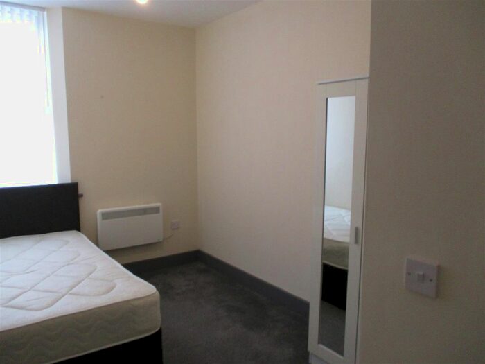 1 Bedroom Flat To Rent In John Street, Sunderland, Tyne &amp; Wear, SR1