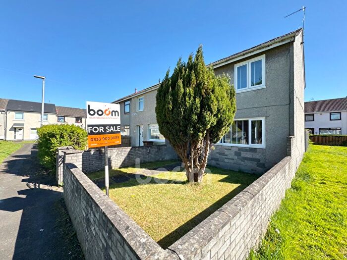 3 Bedroom End Of Terrace House For Sale In Conval Way, Paisley, PA3