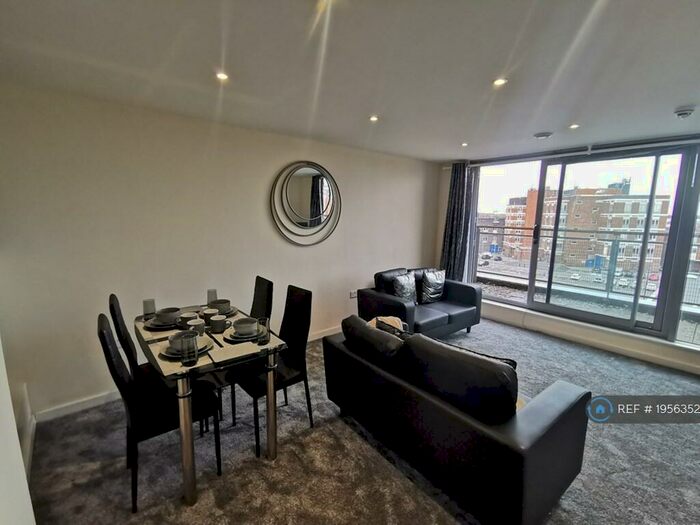 1 Bedroom Flat To Rent In Beckhampton Street, Swindon, SN1