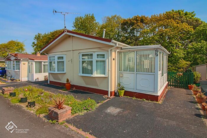 2 Bedroom Park Home For Sale In Borrans Lane, Middleton, LA3