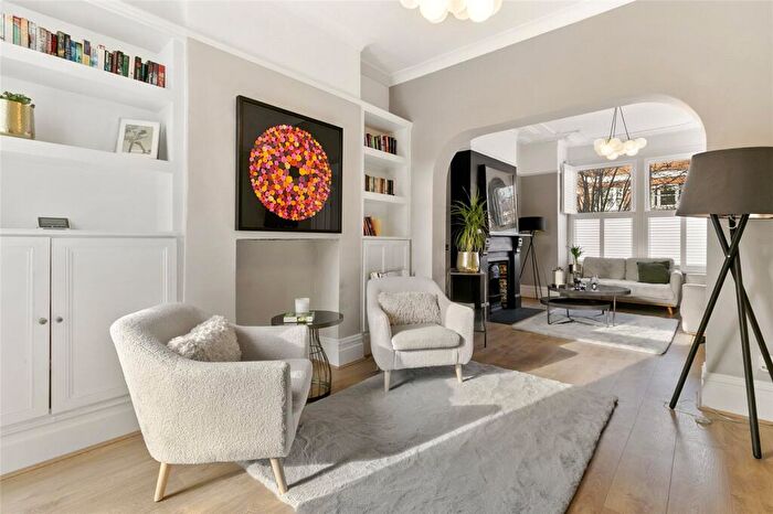 5 Bedroom Terraced House For Sale In Cavendish Road, London, SW12