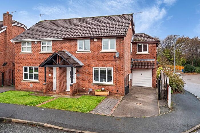 3 Bedroom Semi Detached House For Sale In Helmsley Close, Bewsey, Warrington, Cheshire, WA5