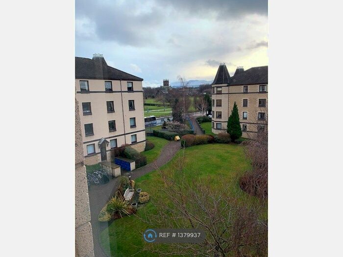 2 Bedroom Flat To Rent In West Bryson Road, Edinburgh, EH11