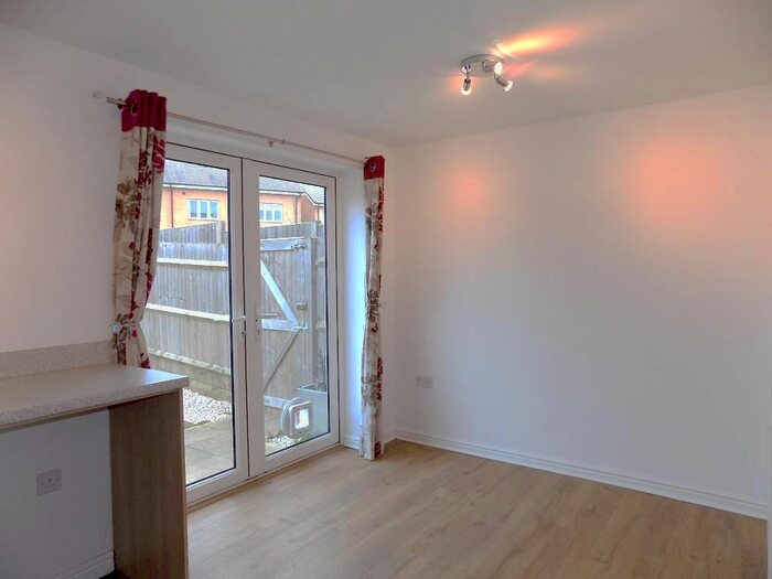3 Bedroom End Of Terrace House For Sale In Castle Drive, Margate, CT9