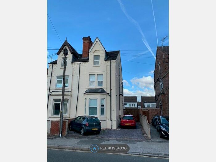 5 Bedroom Semi-Detached House To Rent In Lilac Grove, Beeston, Nottingham, NG9