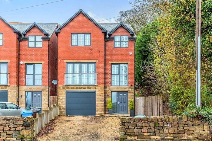 4 Bedroom Detached House To Rent In Oldham Road, Denshaw, Oldham, Greater Manchester, OL3