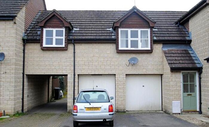 2 Bedroom Detached House To Rent In Haygarth Close, Cirencester, GL7