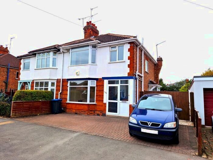 3 Bedroom Semi-Detached House To Rent In Lower Hillmorton Road, Rugby, CV21