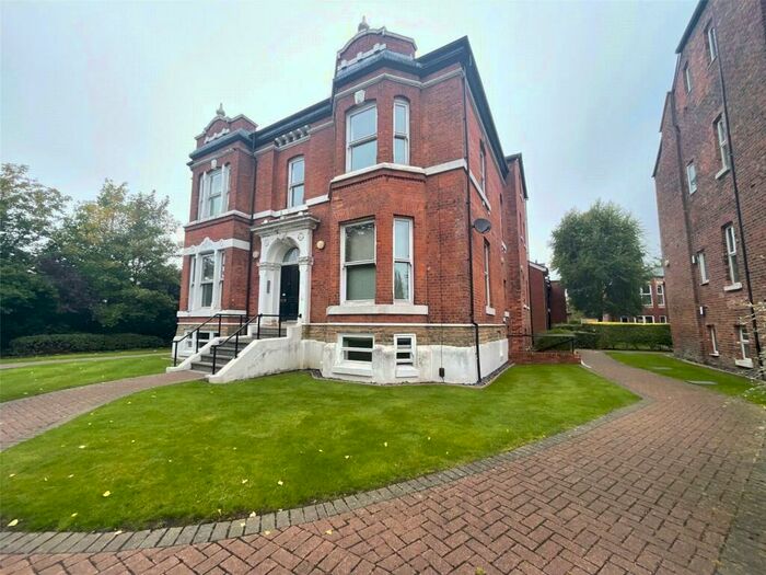 2 Bedroom Apartment To Rent In Mauldeth Road, Withington, Manchester, M20