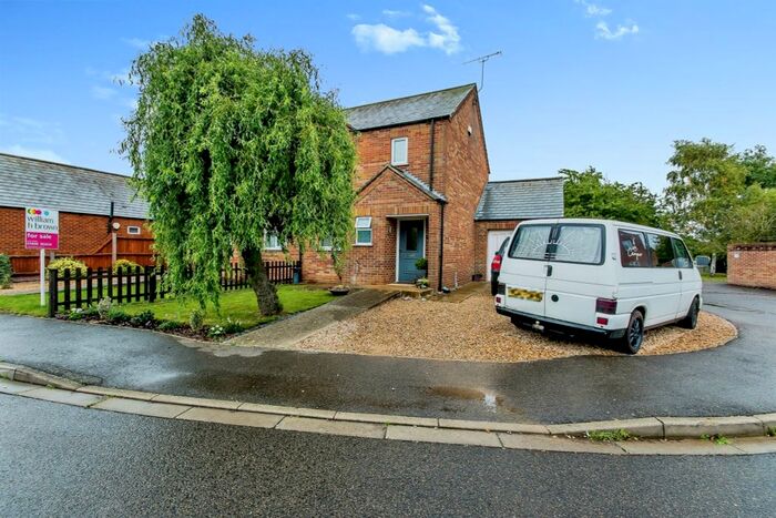 3 Bedroom Semi-Detached House For Sale In Jubilee Close, Sutton St. James, Spalding, PE12