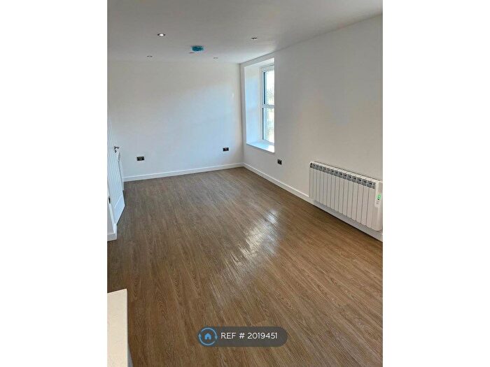 Studio To Rent In St. John's Square, Wolverhampton, WV2