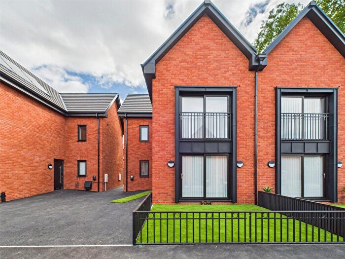 4 Bedroom Semi-Detached House For Sale In Belper Terrace, Levenshulme, Manchester, M19