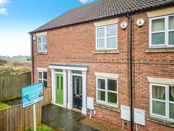 2 Bedroom Terraced House For Sale In The Maltings, Cliffe, YO8