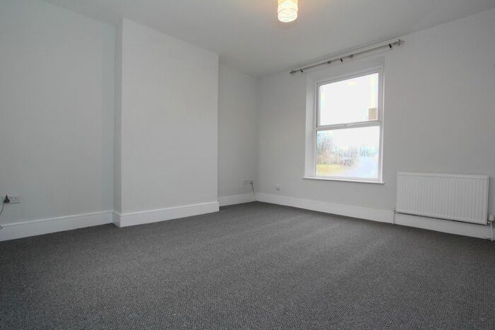 1 Bedroom Flat To Rent In Sheffield Road, Chesterfield, S41