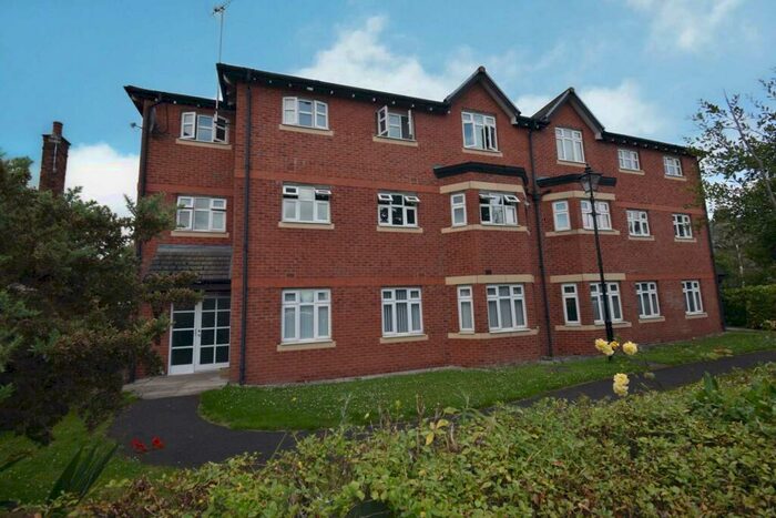2 Bedroom Apartment To Rent In Rowan Court, Bebington, CH63