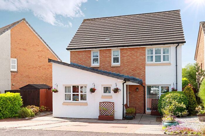 4 Bedroom Detached House For Sale In Millbarr Grove, Beith, North Ayrshire, KA15