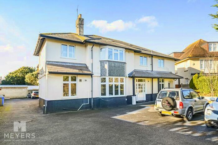 2 Bedroom Apartment To Rent In Wilfred Road, Bournemouth, BH5