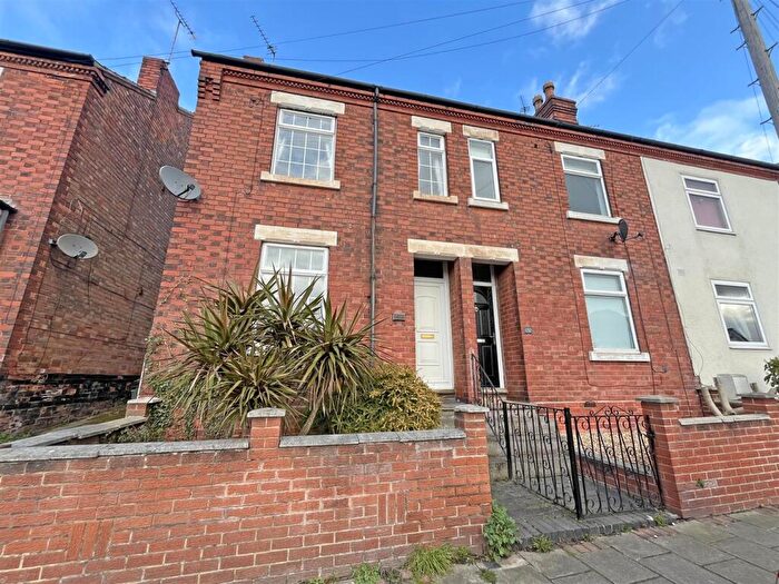 2 Bedroom End Of Terrace House To Rent In St Albans Road, Arnold, Nottingham, NG5