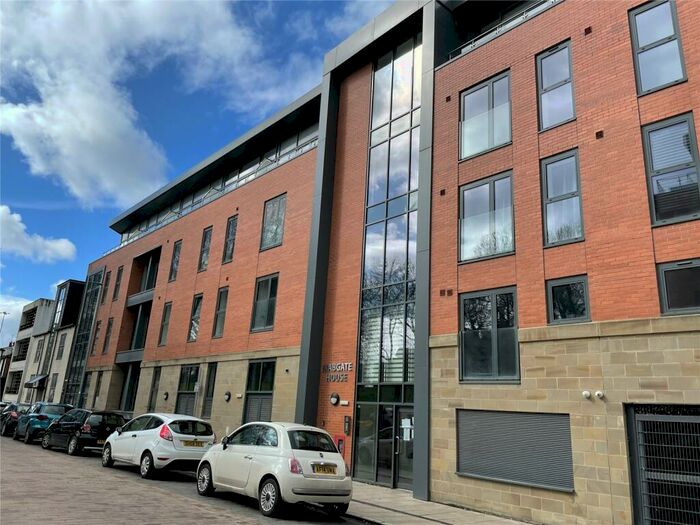 2 Bedroom Apartment To Rent In Mabgate House, Mabgate, Leeds, LS9