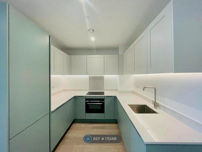 1 Bedroom Flat To Rent In Galleria House, London, E16