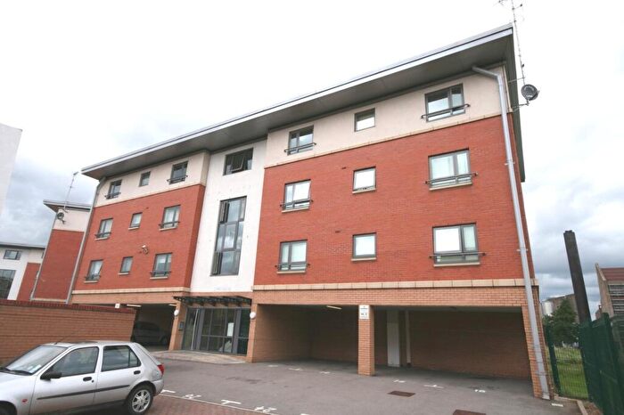 2 Bedroom Apartment To Rent In West Cotton Close, Far Cotton, Northampton, NN4