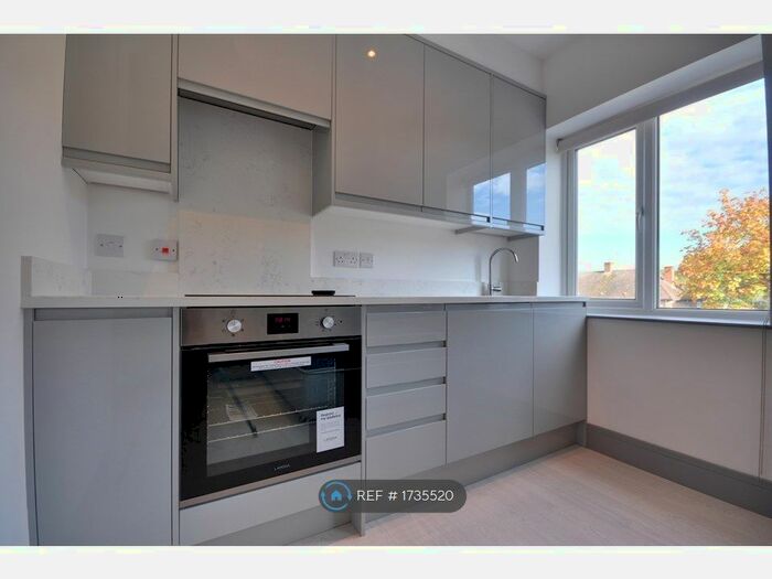 Studio To Rent In Whittington Way, Pinner, HA5