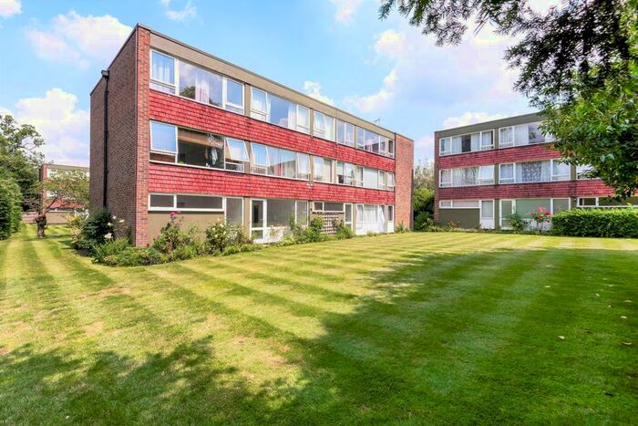 2 Bedroom Flat To Rent In Eaton Court, Boxgrove Avenue, Guildford, GU1