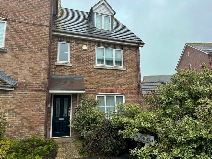 3 Bedroom End Of Terrace House To Rent In Wedgwood Road, Weymouth, Dorset, DT4