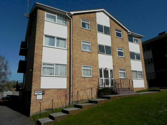 2 Bedroom Apartment To Rent In Joystone Court, Barnet, EN4