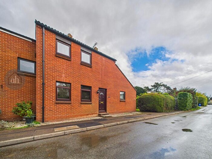2 Bedroom Terraced House For Sale In Ixworth Road, Troston, Bury St. Edmunds, IP31