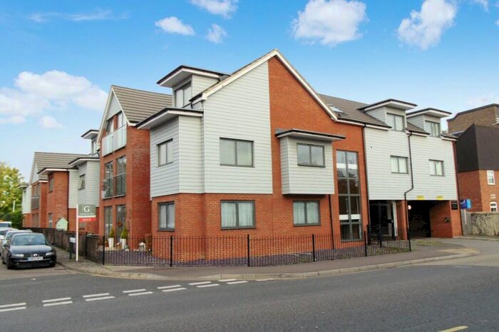 2 Bedroom Apartment To Rent In The Chase, High Street, Bedford, Bedfordshire, MK42