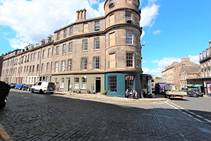 1 Bedroom Flat To Rent In Barony Street, Broughton, Edinburgh, EH3