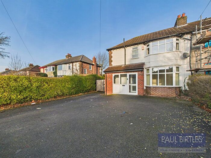 4 Bedroom Semi Detached House For Sale In Moorside Road, Flixton, Trafford, M41