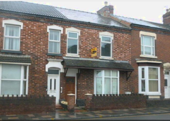3 Bedroom Flat To Rent In West St, Crewe CW1