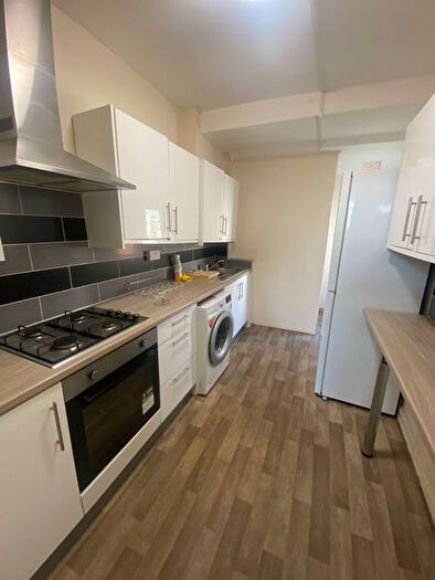 3 Bedroom Terraced House To Rent In Park View Road, London, N17