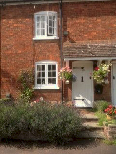 2 Bedroom Terraced House To Rent In Ireland, Shefford, Bedfordshire, SG17